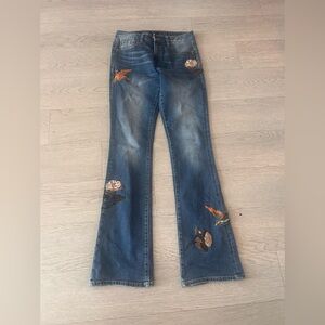 Miss Me Bootcut Embroidered Flower and Bird Size 27